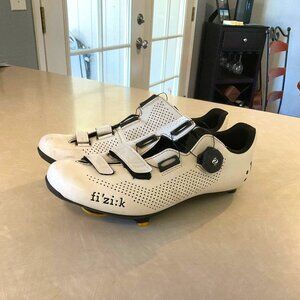 Fizik R4 Road Cycling Shoe